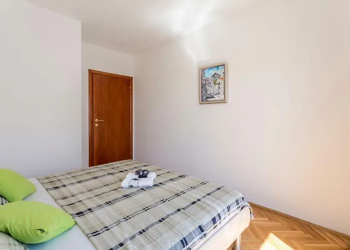 Lejlighed Cuby With Private Pool In