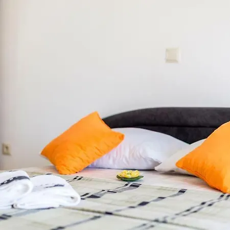 Cuby With Private Pool In *