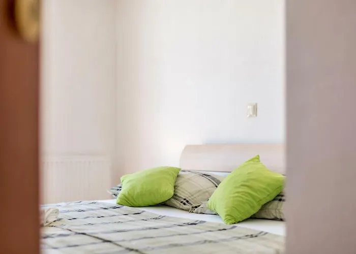 Apartamento Cuby With Private Pool In Trogir