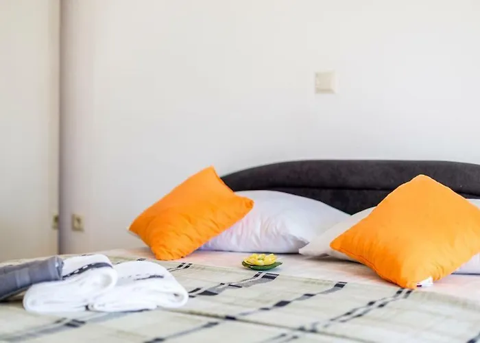 Cuby With Private Pool In *